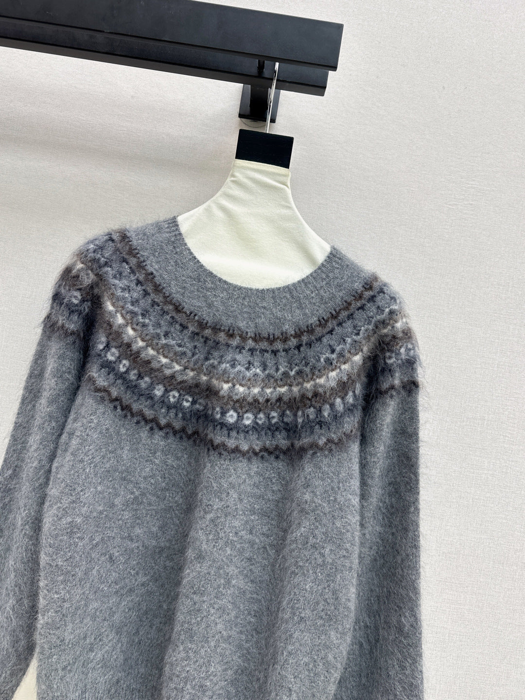 Loro 25fw knit sweater