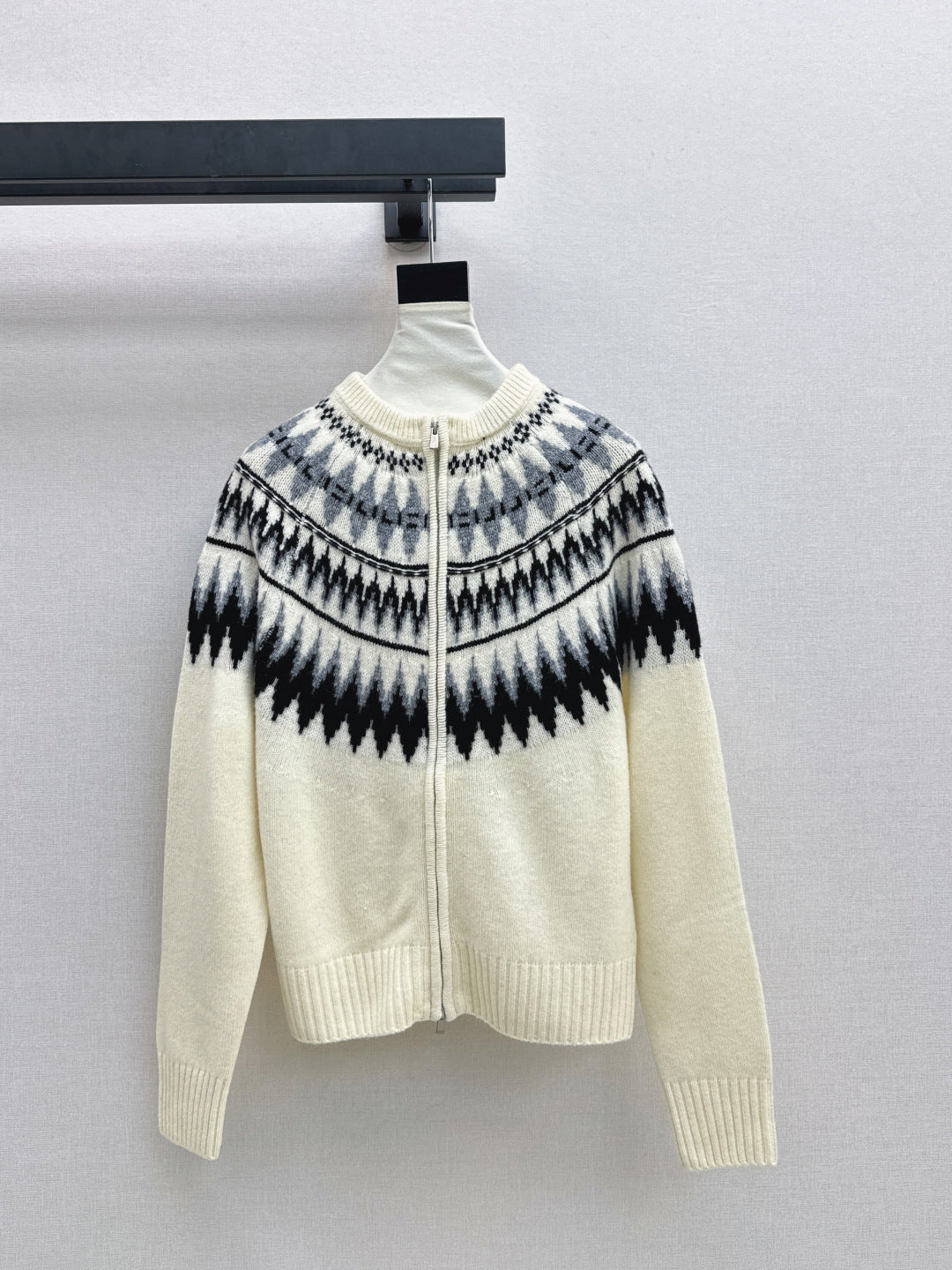 Loro 25fw knit cardigan