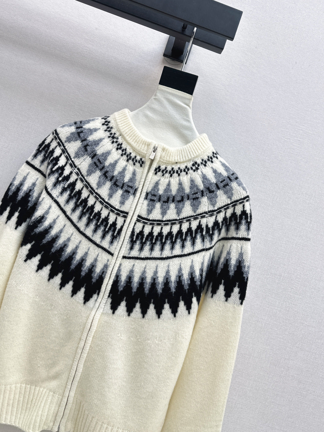 Loro 25fw knit cardigan