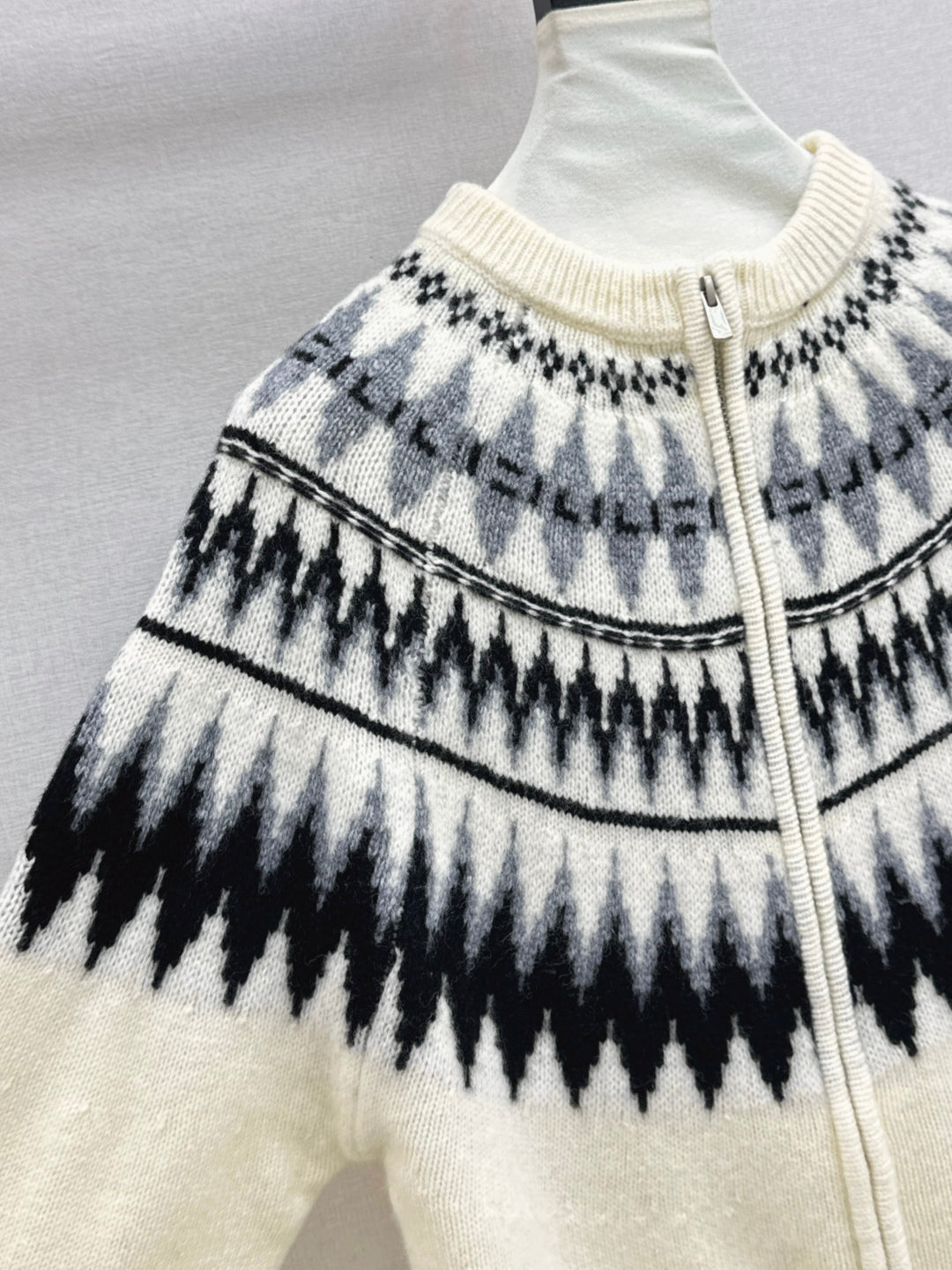 Loro 25fw knit cardigan