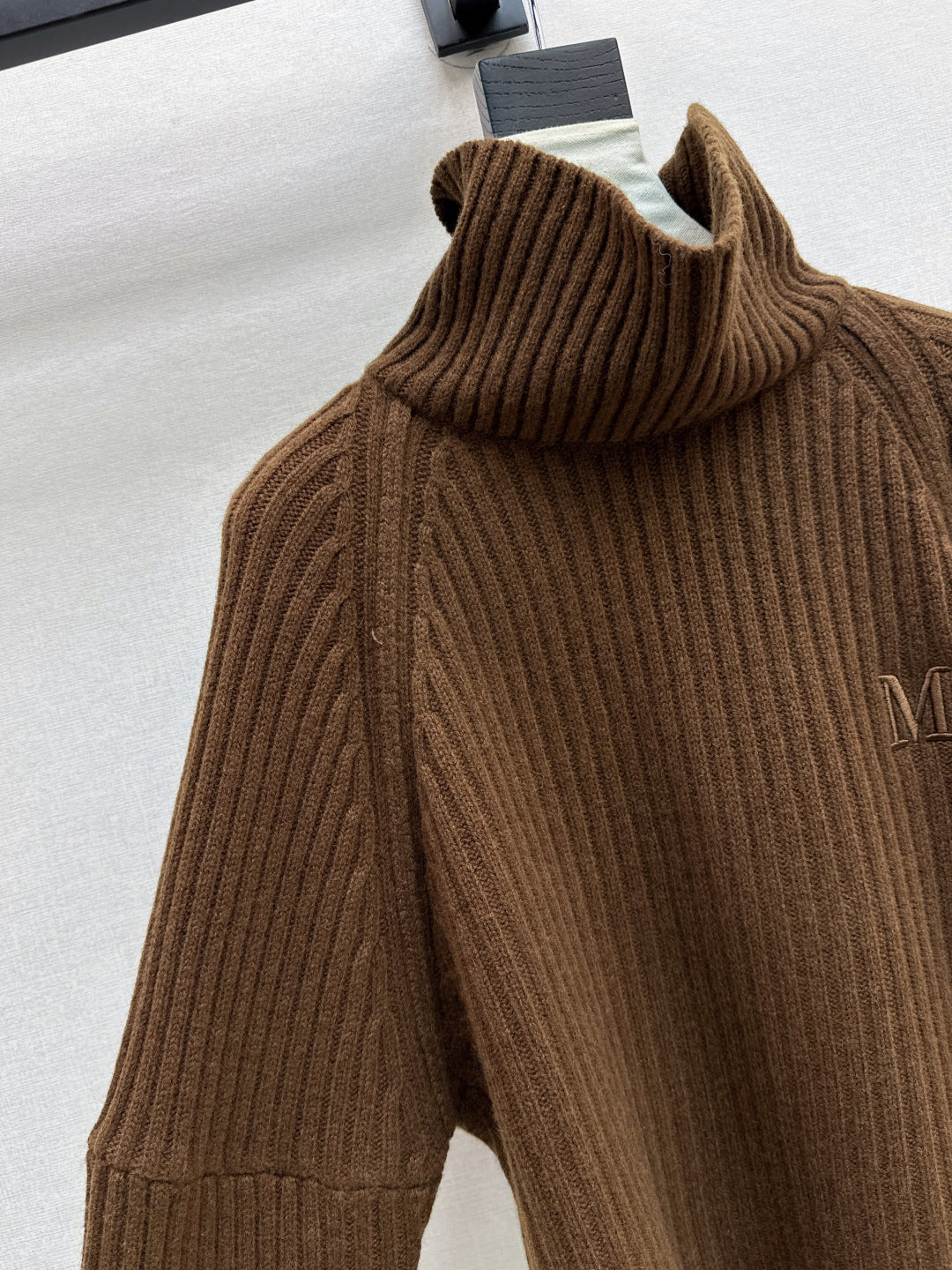 Max 25fw turtleneck sweater