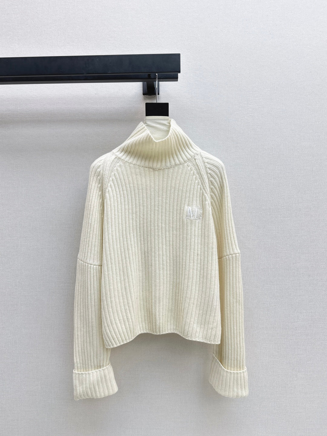 Max 25fw turtleneck sweater