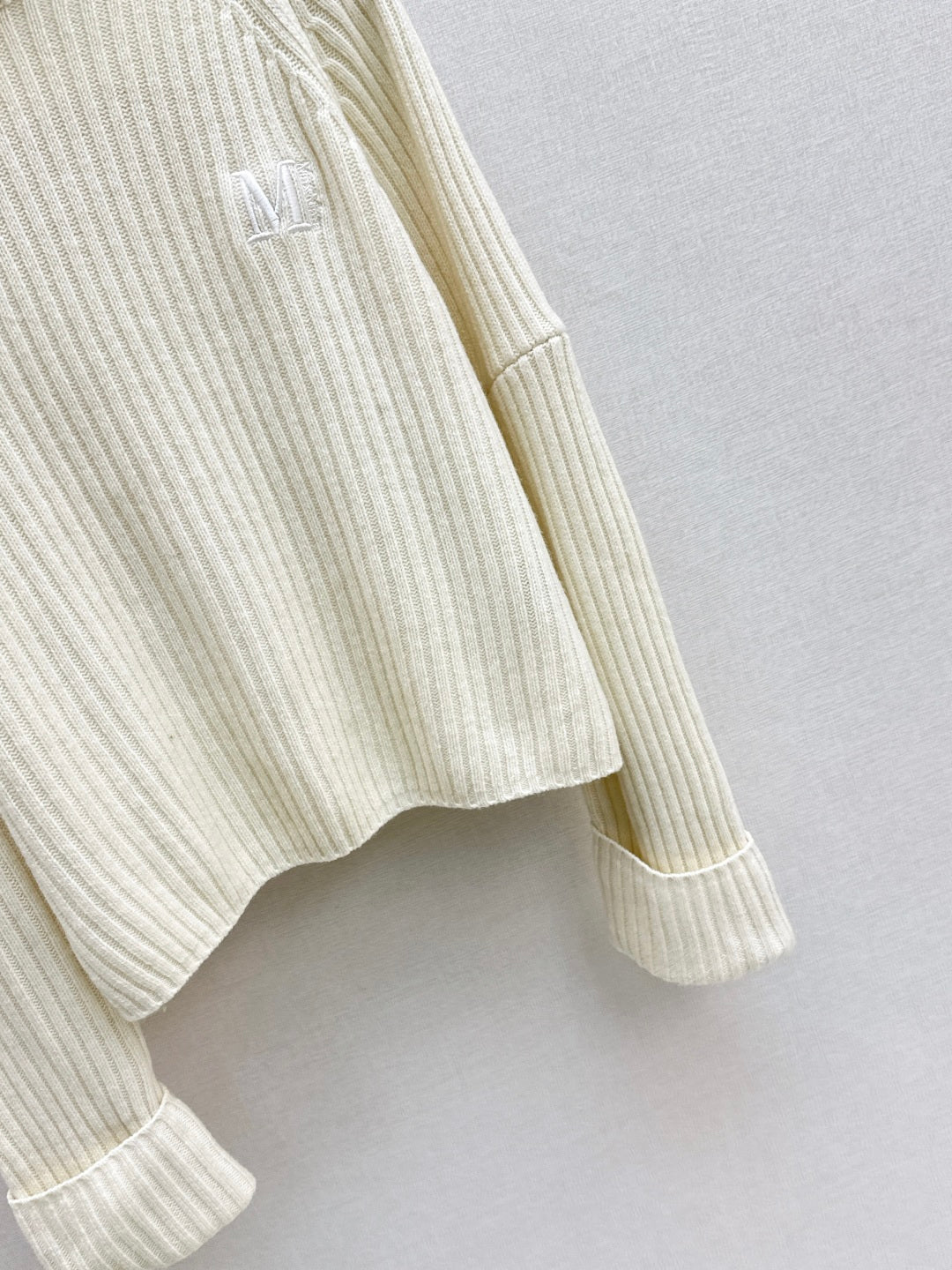 Max 25fw turtleneck sweater