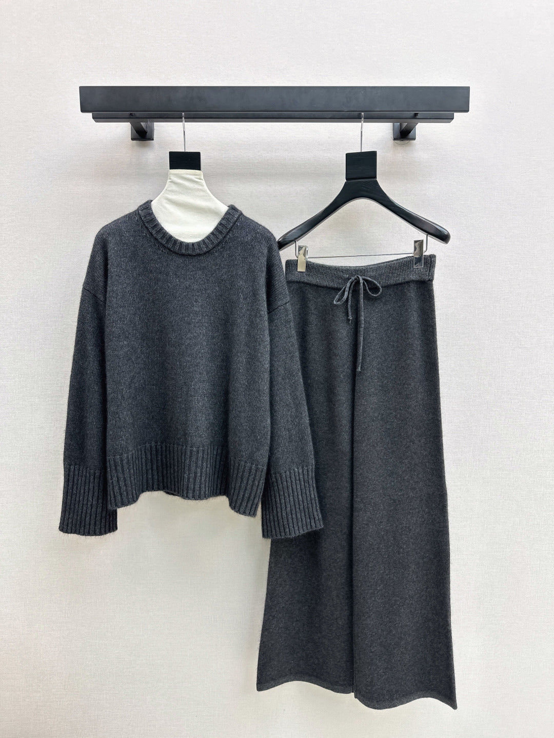 Brun 25fw knit sweater pants set