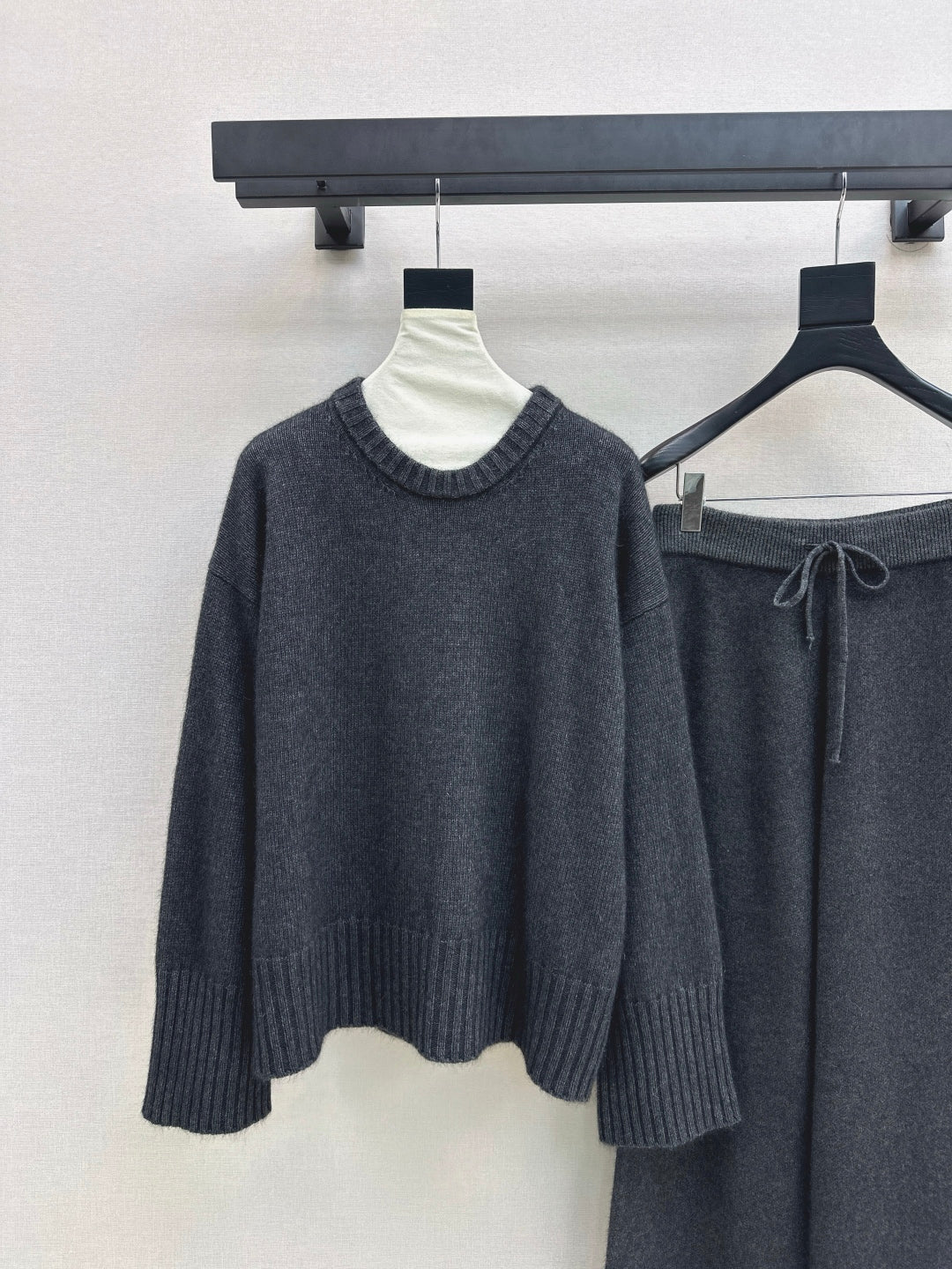 Brun 25fw knit sweater pants set