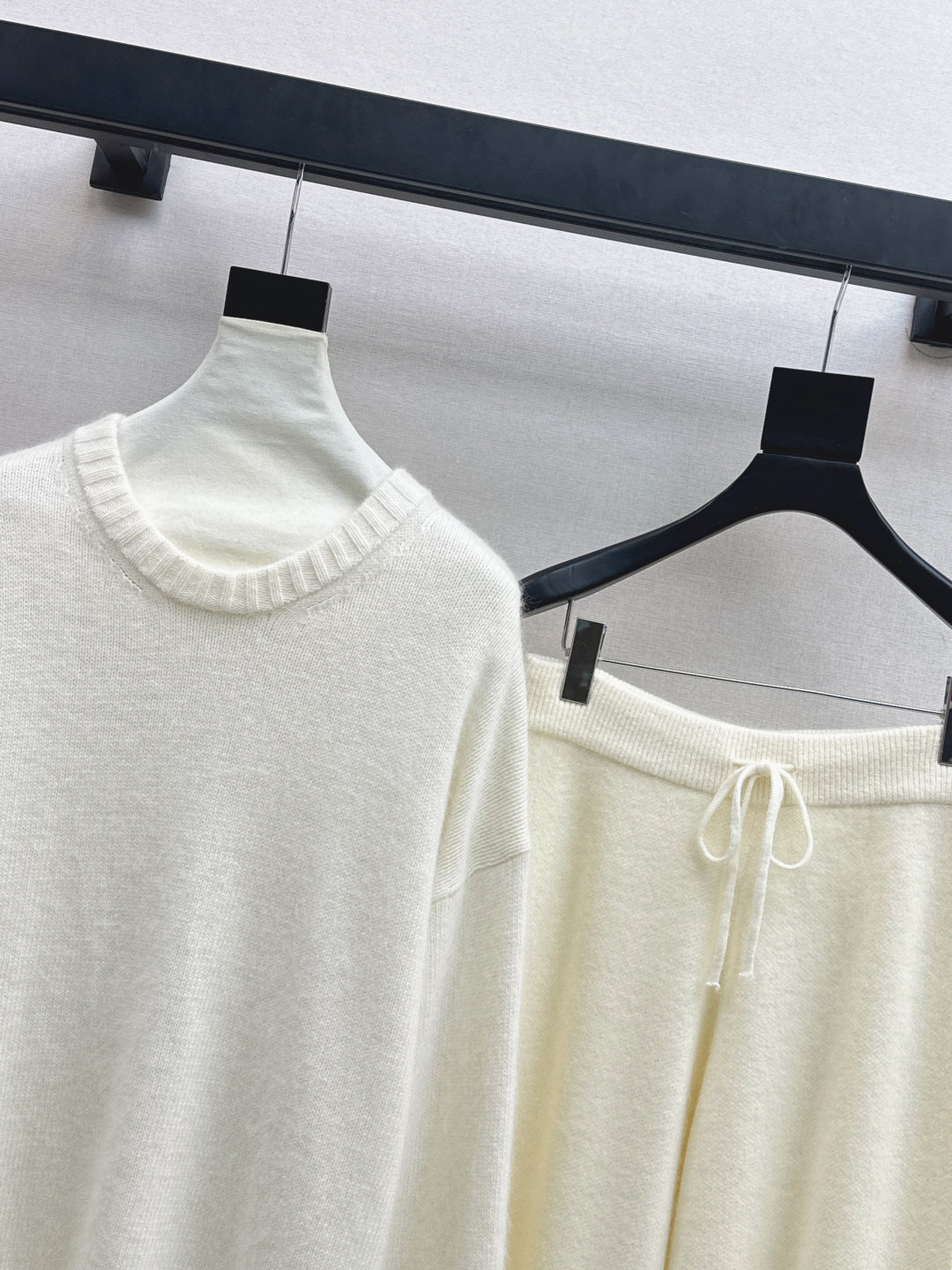 Brun 25fw knit sweater pants set