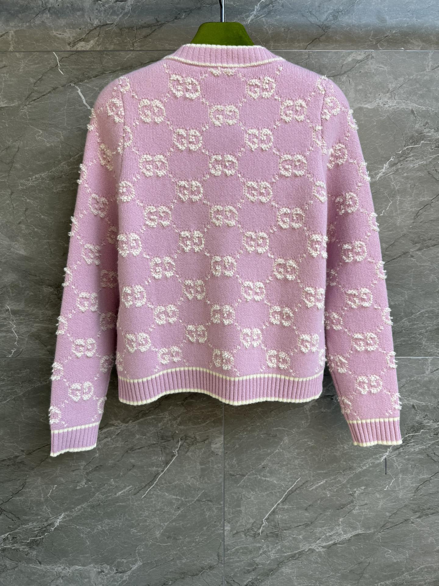 Guc 25fw embroidered cardigan