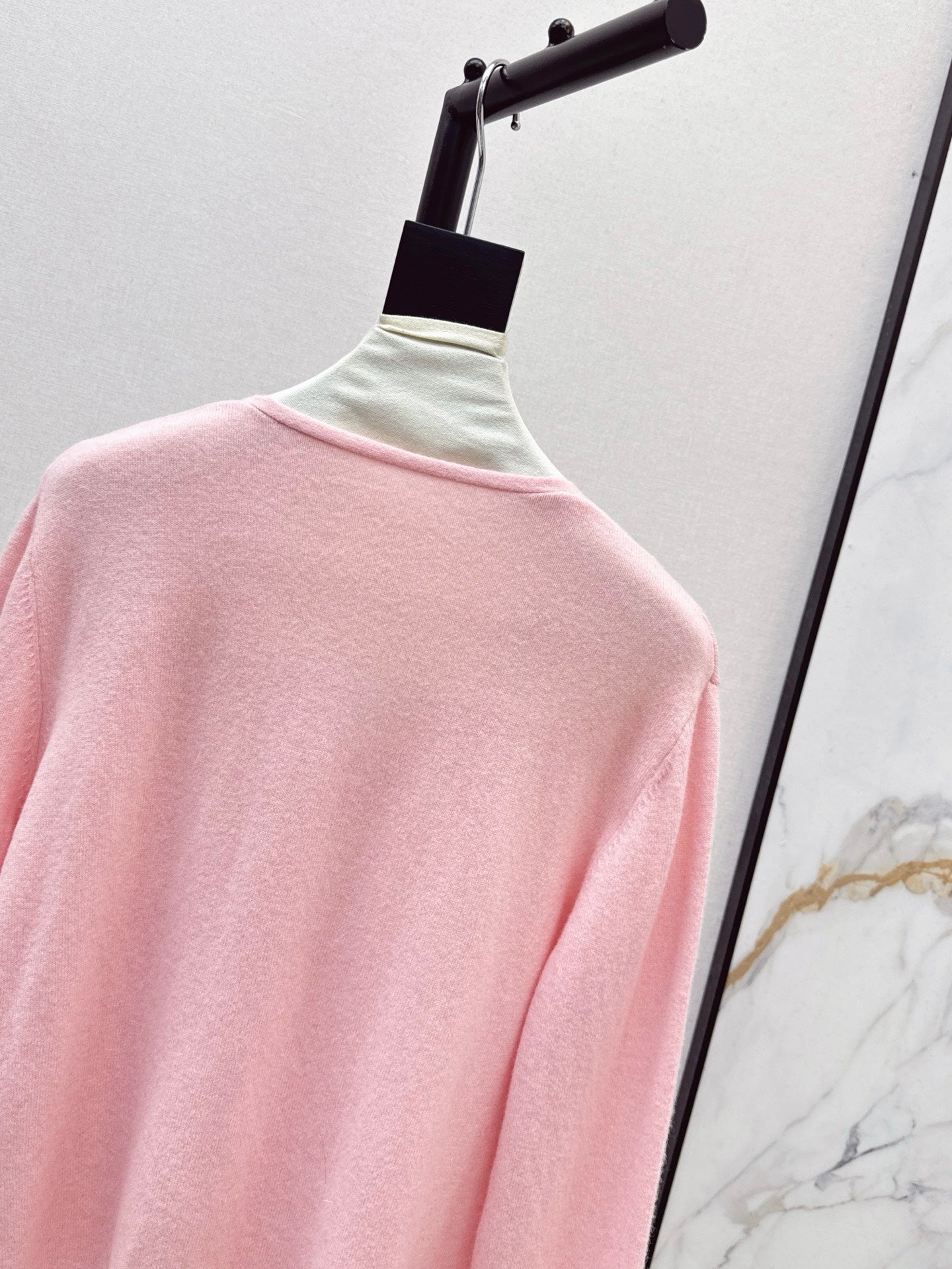 ES 25fw beading sweater