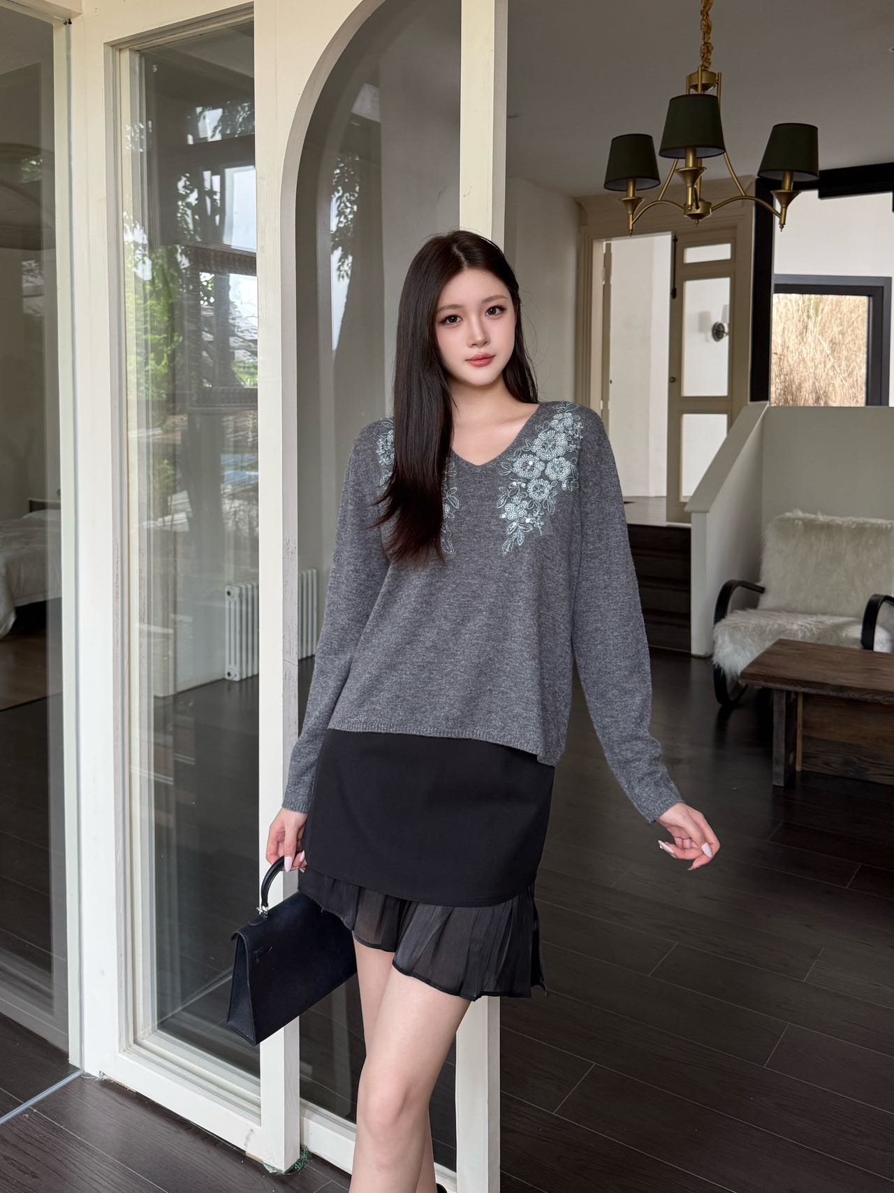 ES 25fw beading sweater