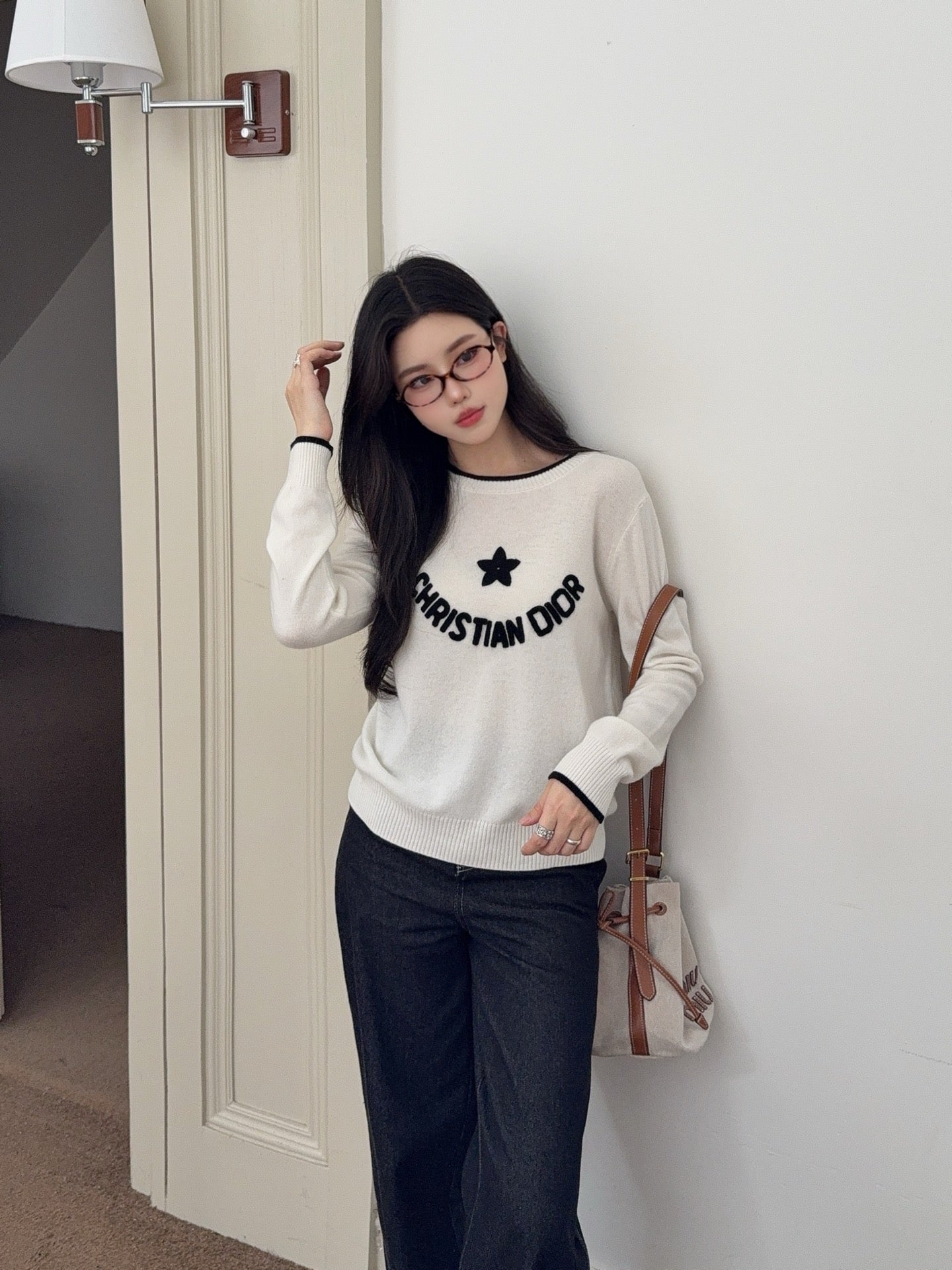 CD 25fw embroidery sweater