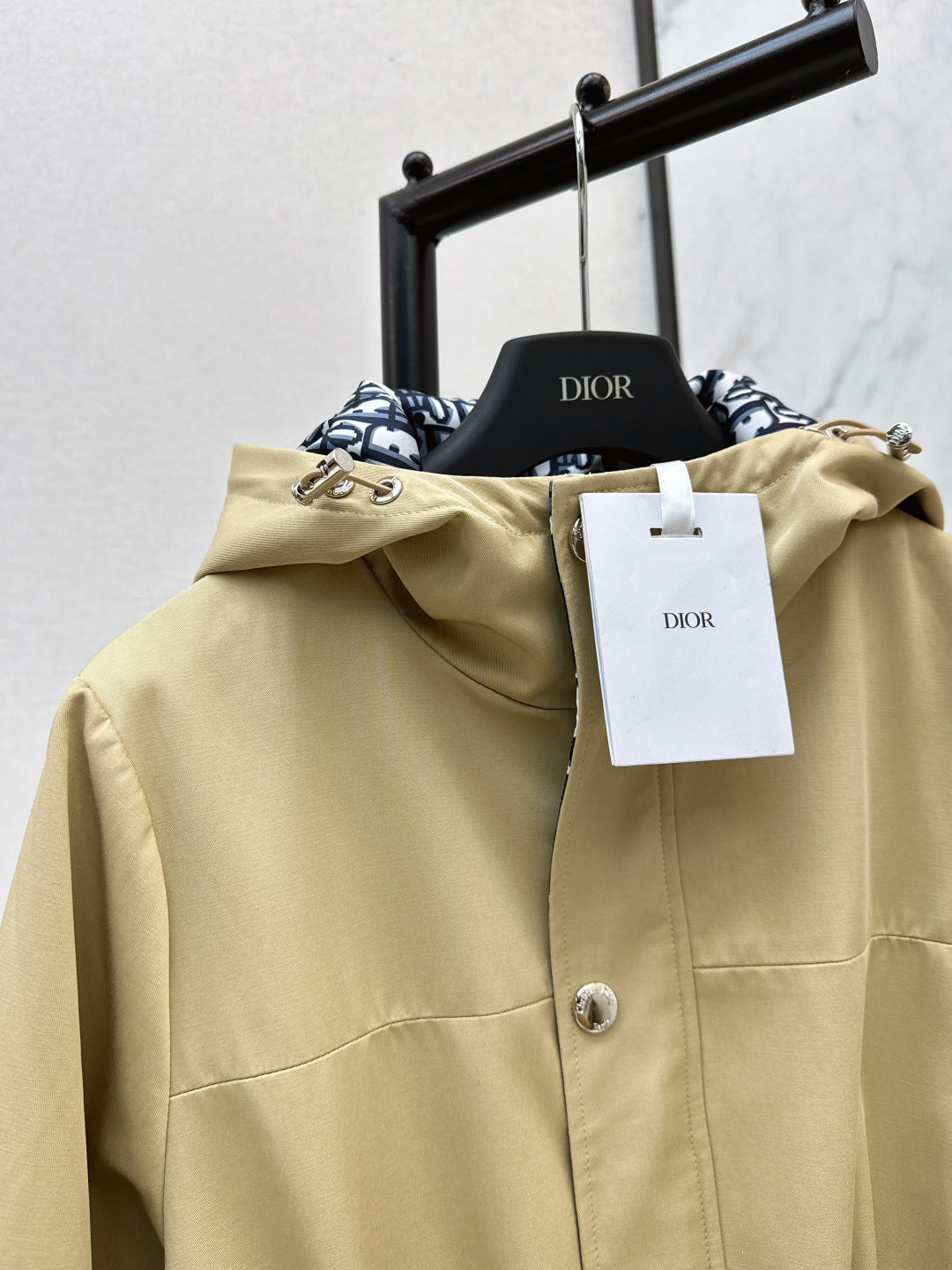 CD 25fw hooded trench coats
