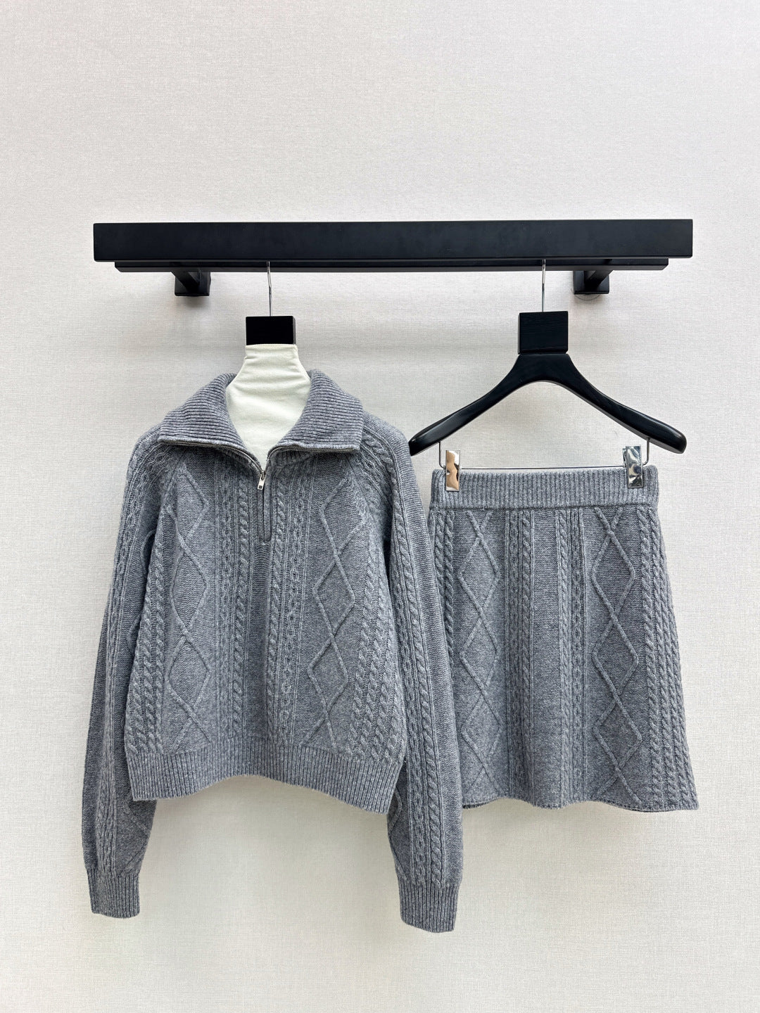 Loro 25fw knit sweater skirt set