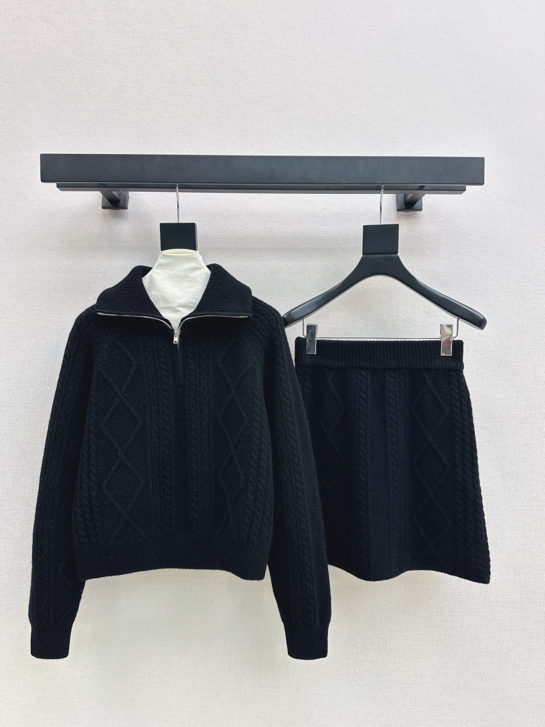 Loro 25fw knit sweater skirt set