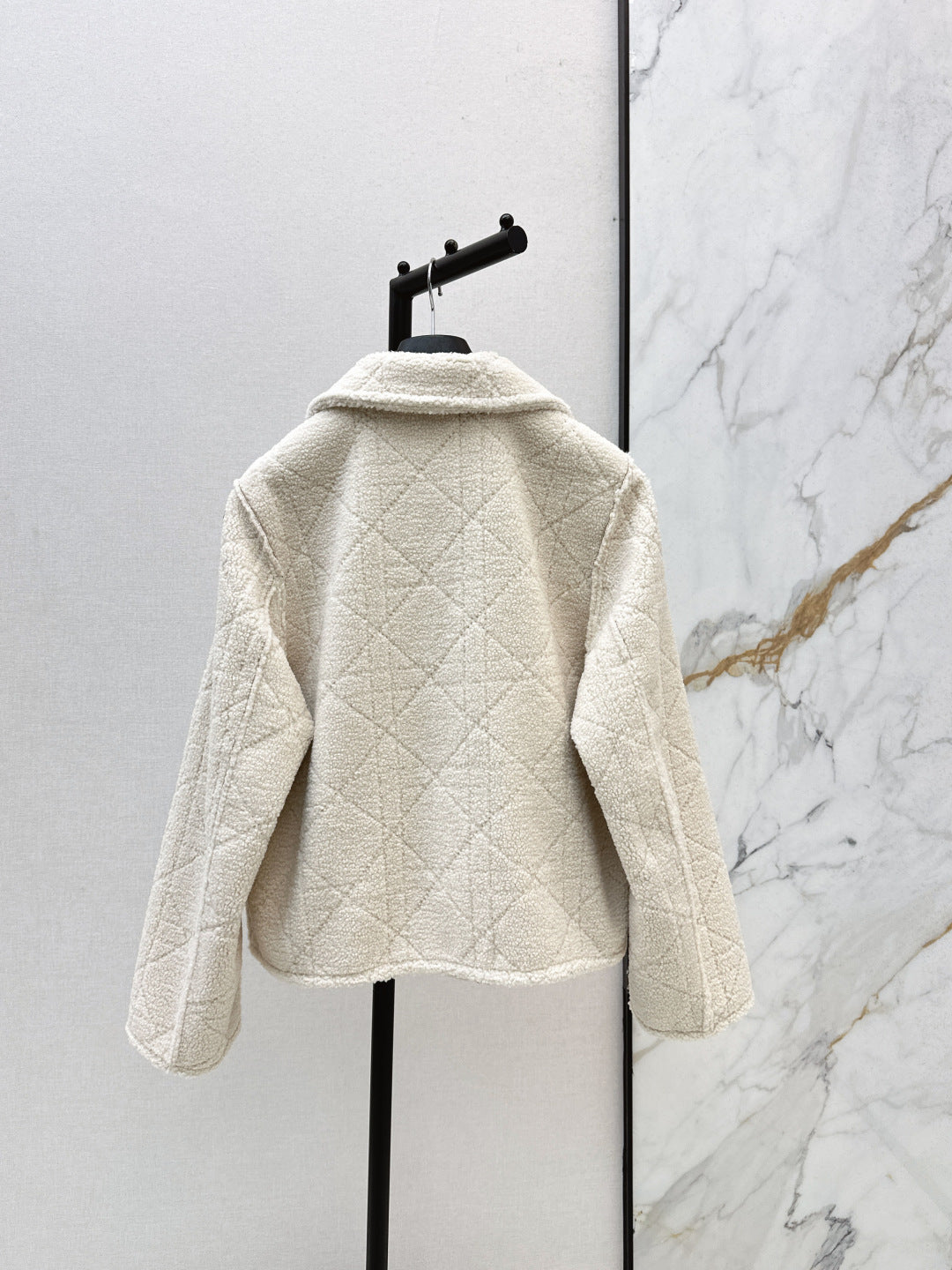 CD 25fw reversible jacket