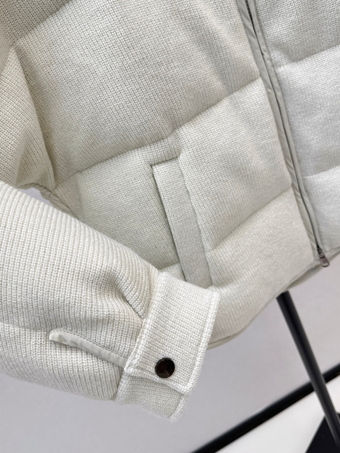 Brub 25fw down jacket