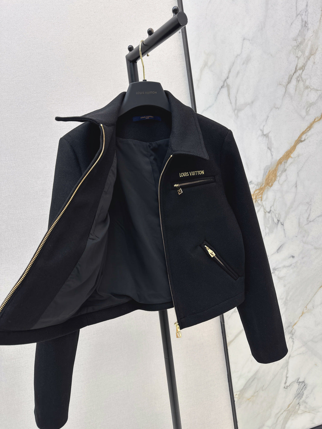 Loui 25fw jacket