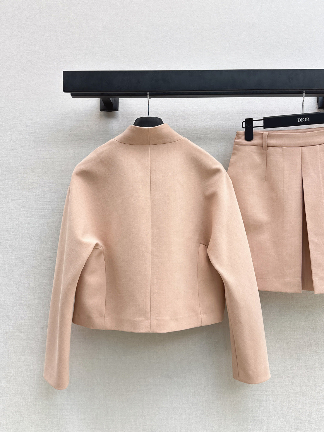 CD 25fw elegant jacket skirt set