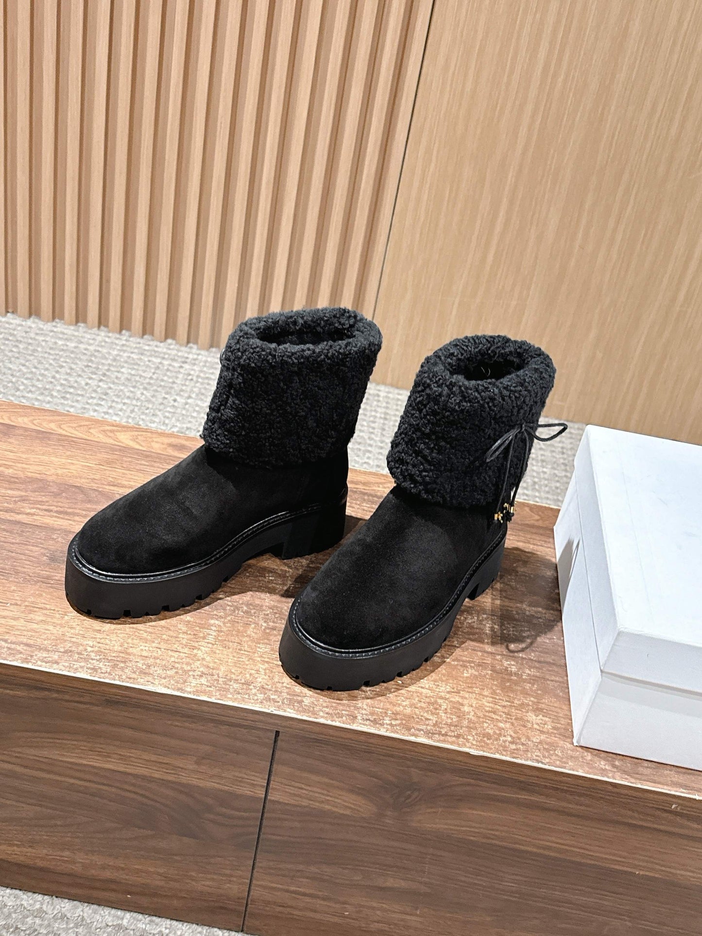 Celi 25fw snow boots