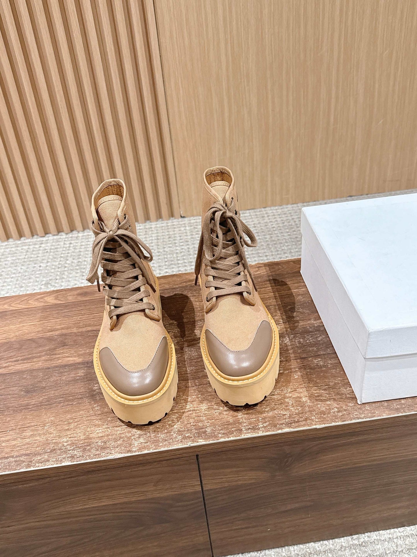 Celi 25fw combat boots