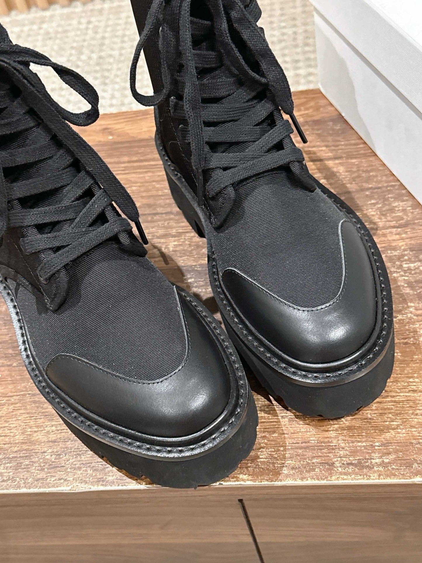 Celi 25fw combat boots