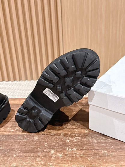 Celi 25fw combat boots