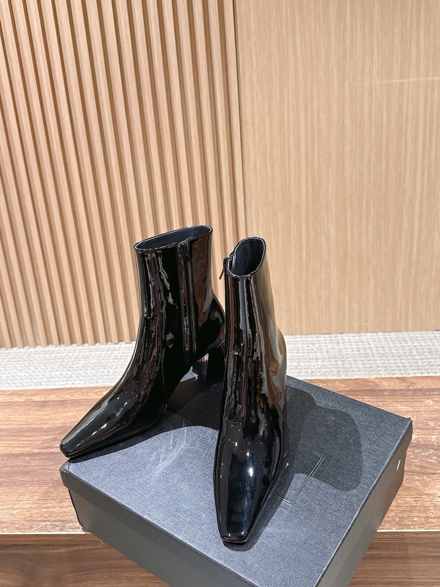 Sain 25fw ankle boots