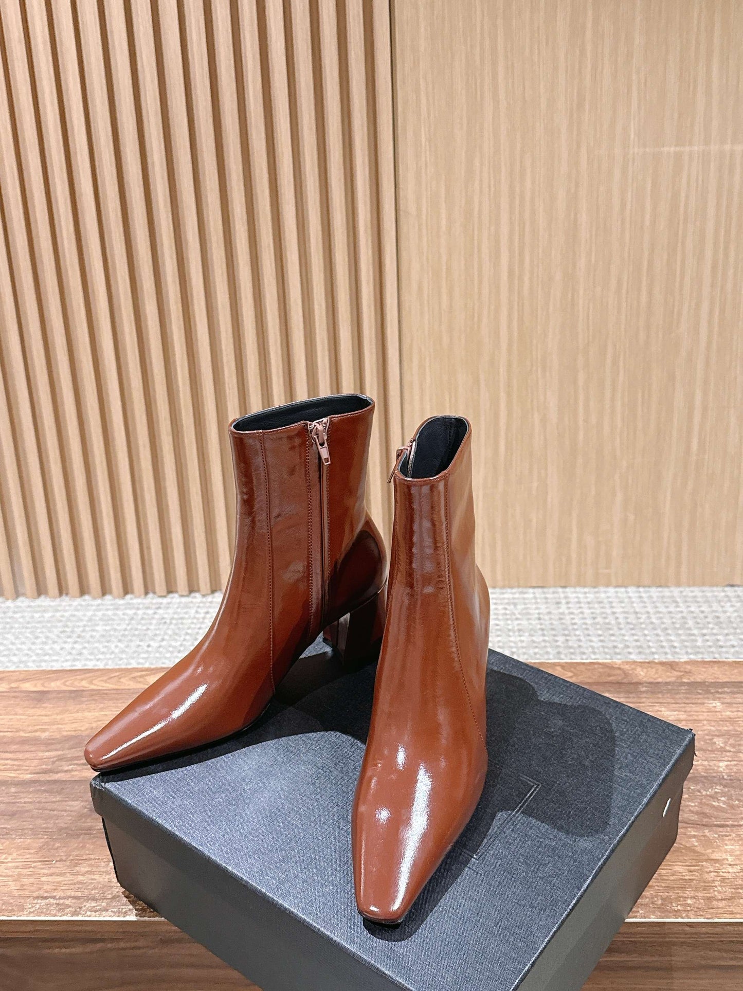 Sain 25fw ankle boots