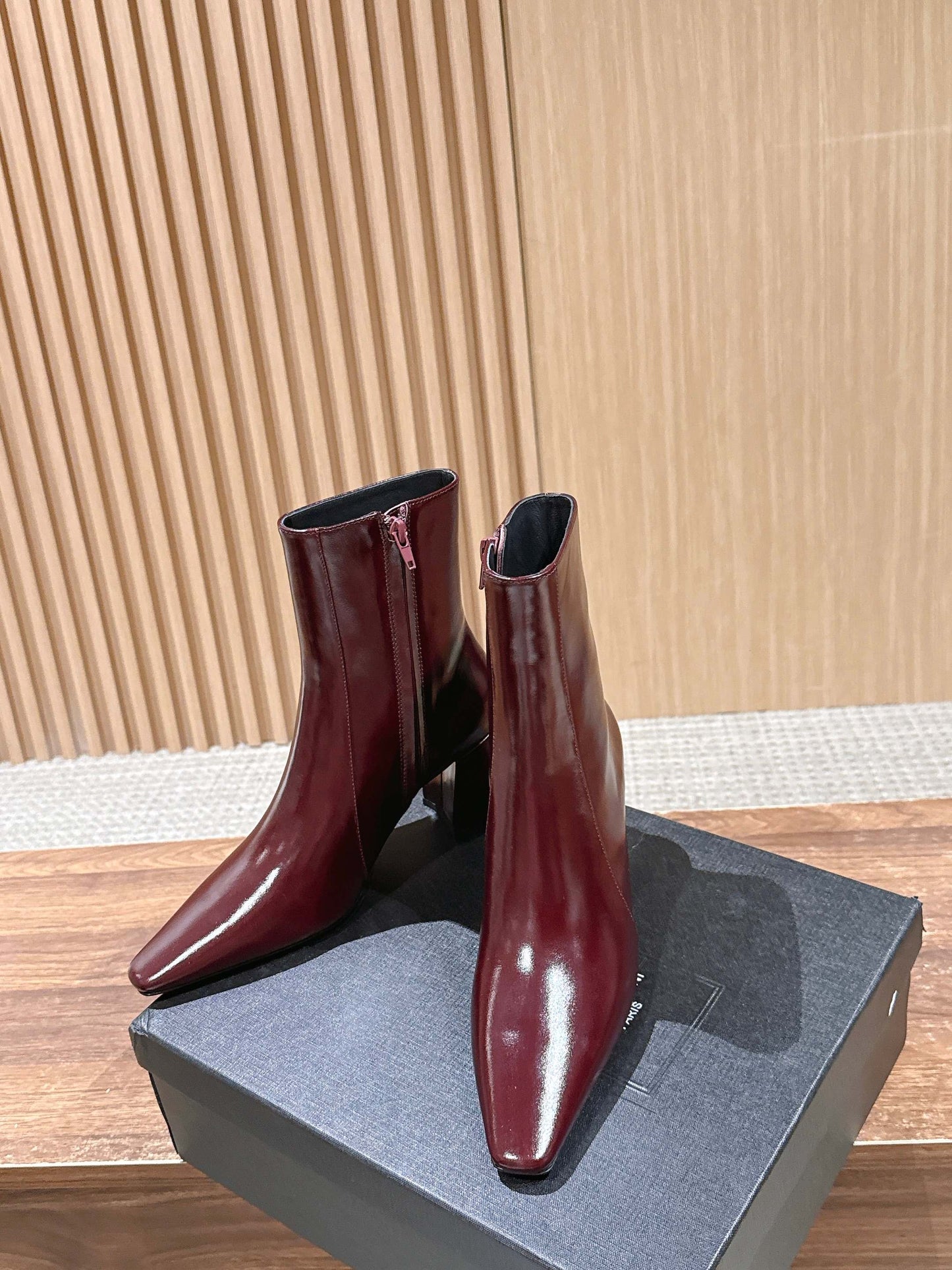 Sain 25fw ankle boots