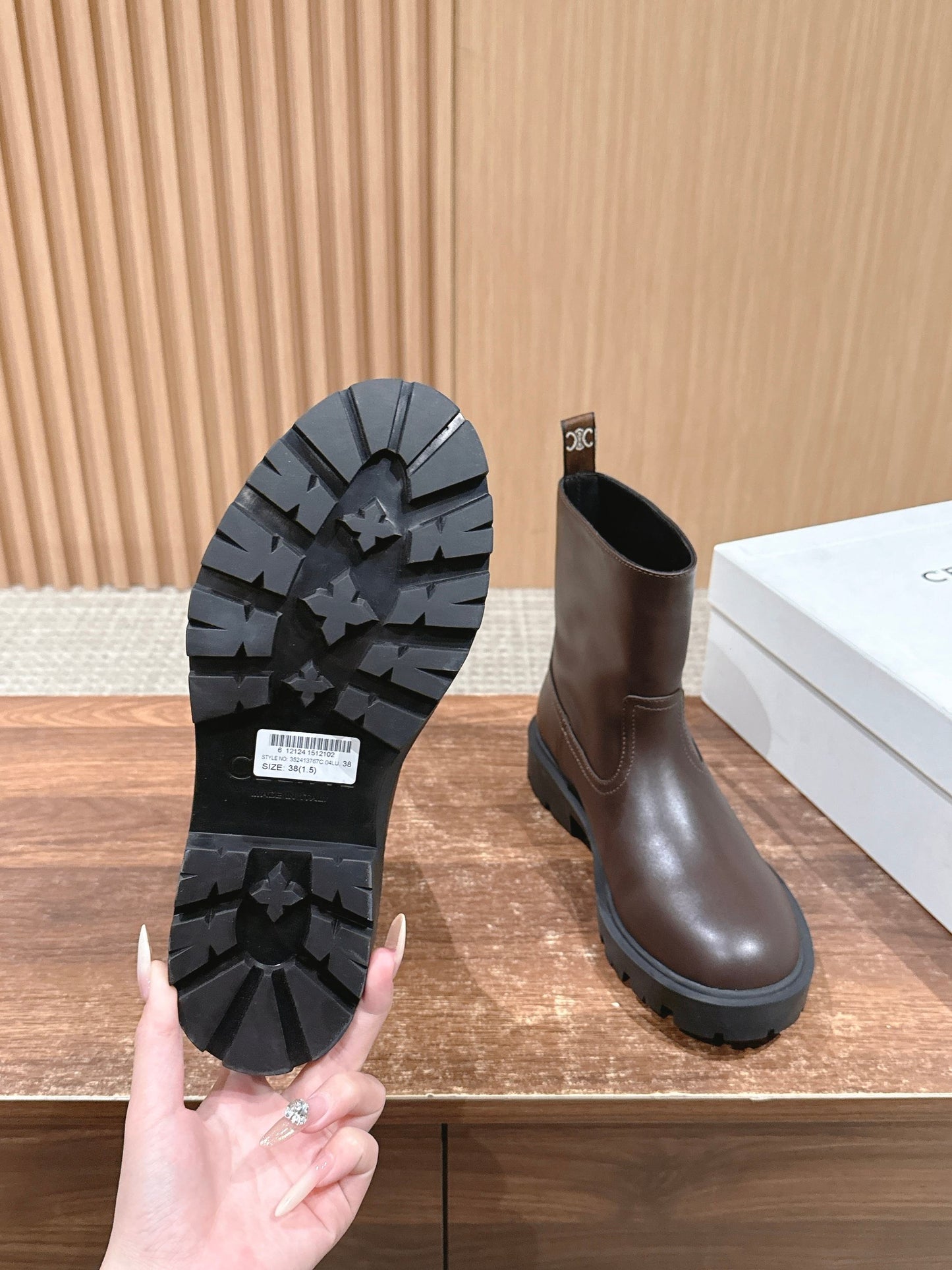 Celi 25fw ankle boots