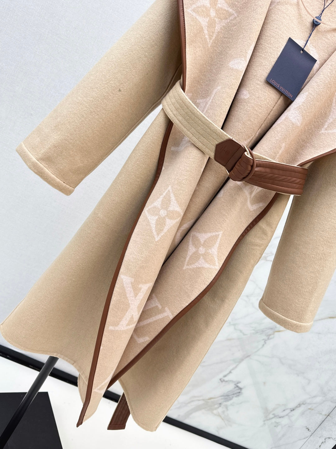 Loui 25fw reversible overcoats