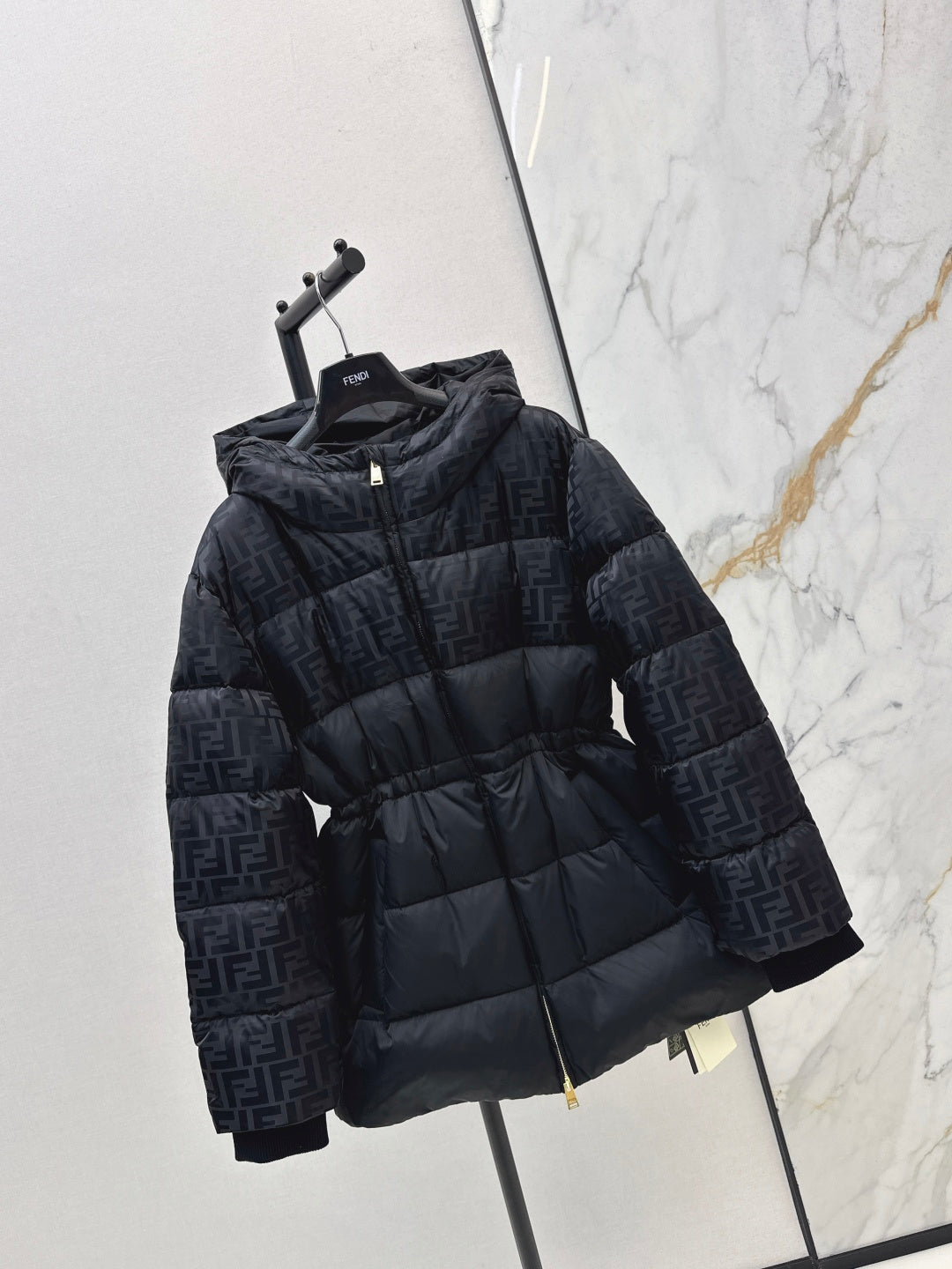 Fend 25fw down jacket