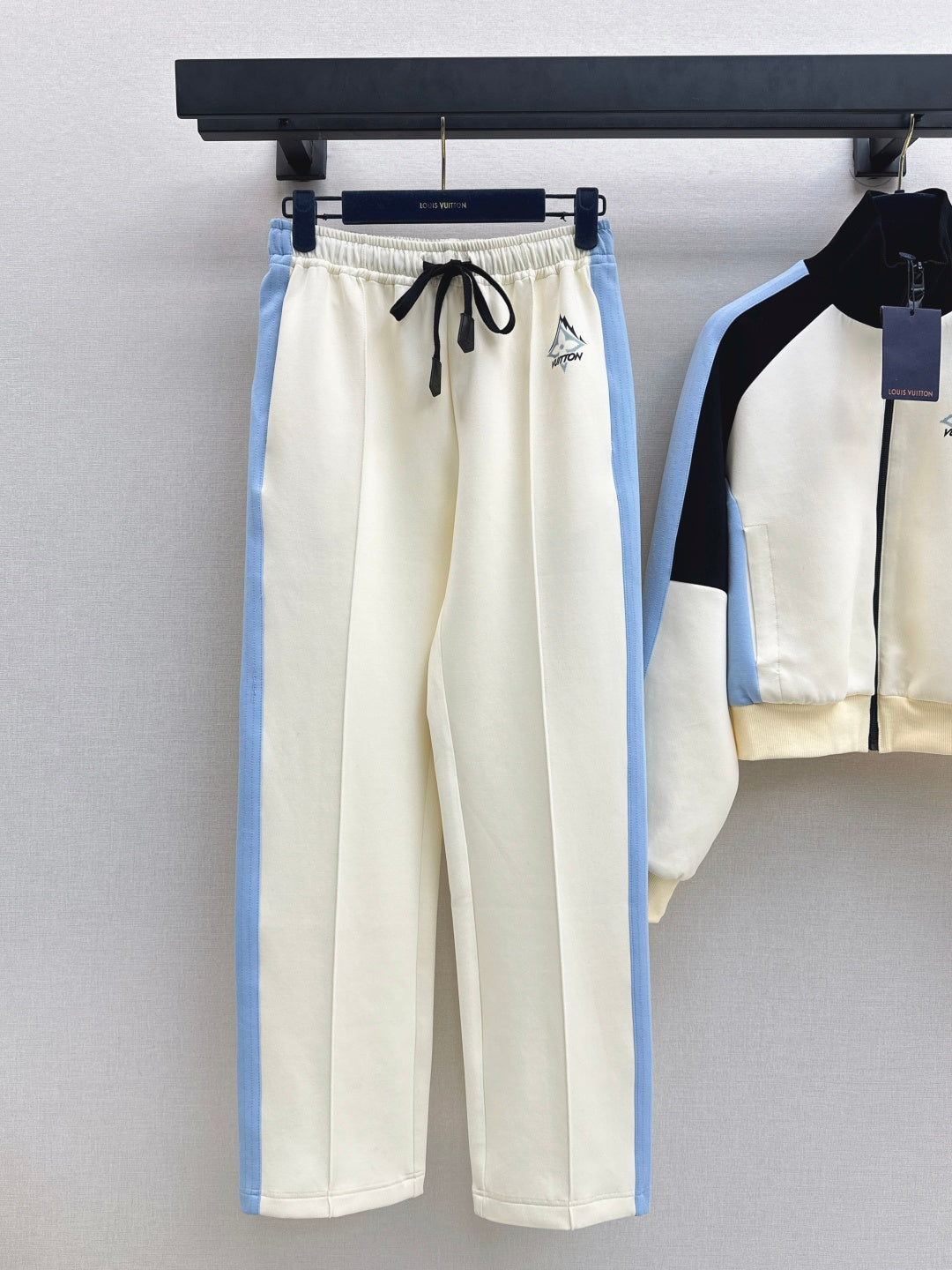 Loui 25fw jacket pant set