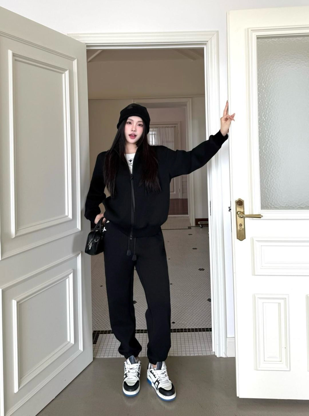 Loui 25fw tracksuit set