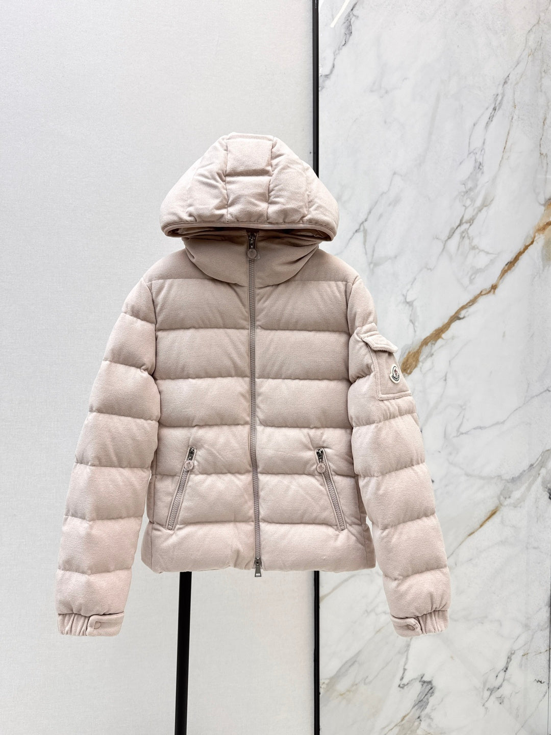 Monc 25fw down jacket