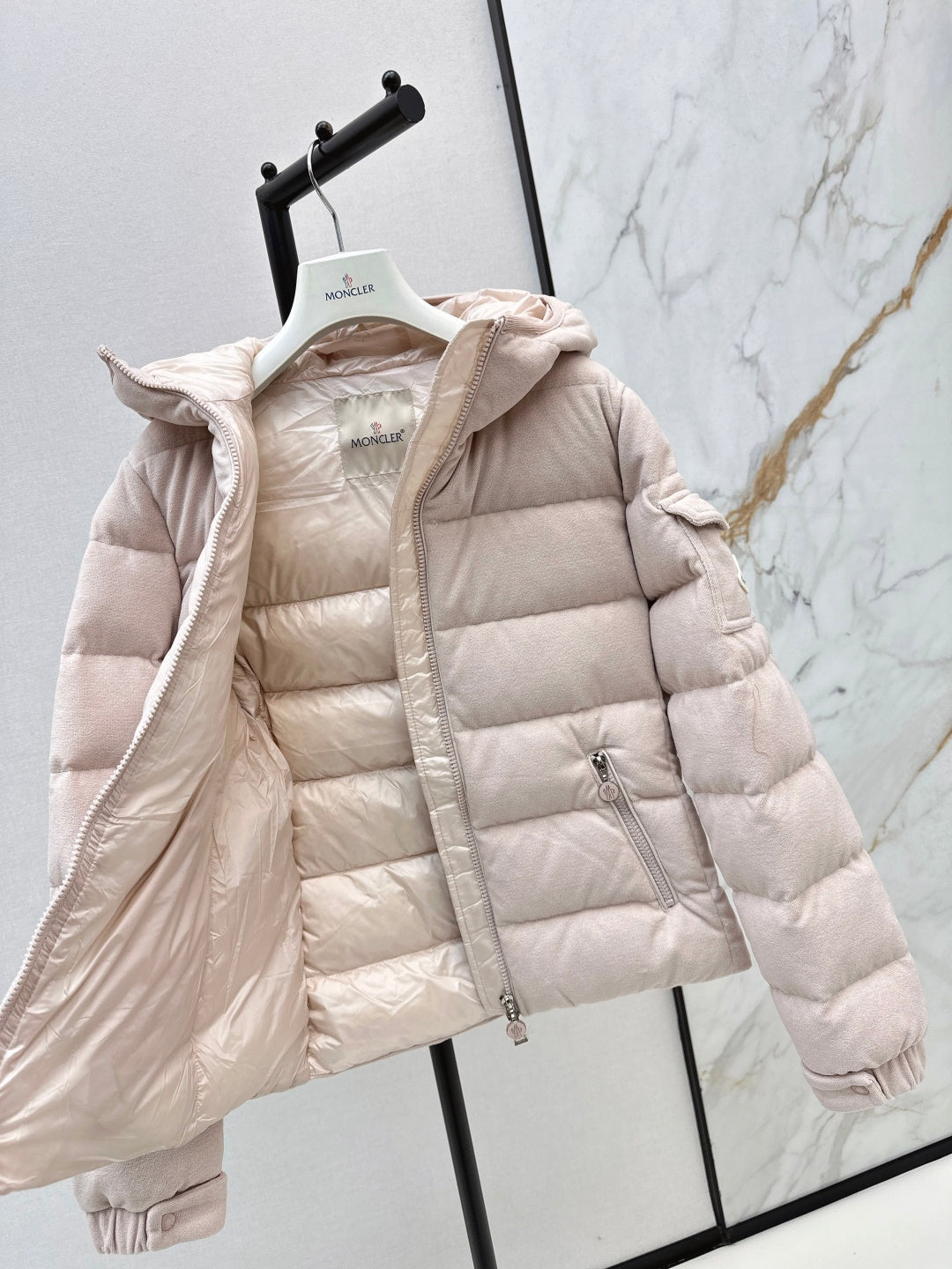 Monc 25fw down jacket