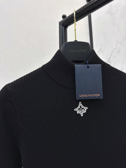 Loui 25fw base layer