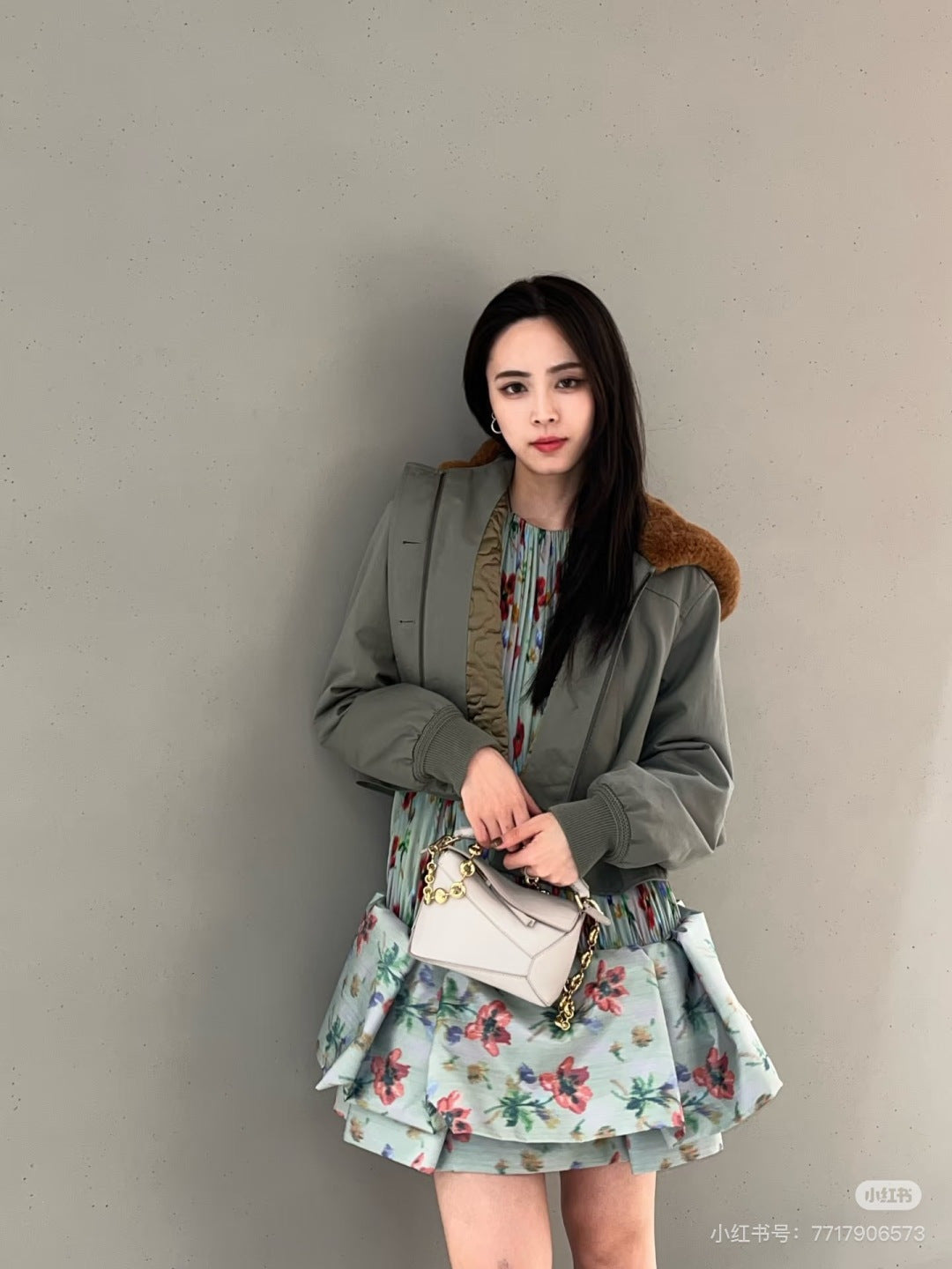 Loe 25fw padded jacket