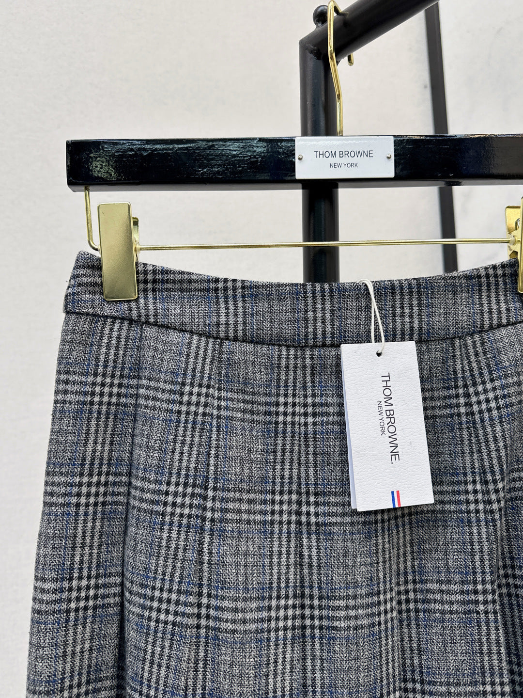 Thom 25fw embroidery skirt