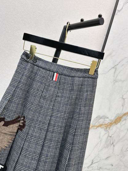 Thom 25fw embroidery skirt