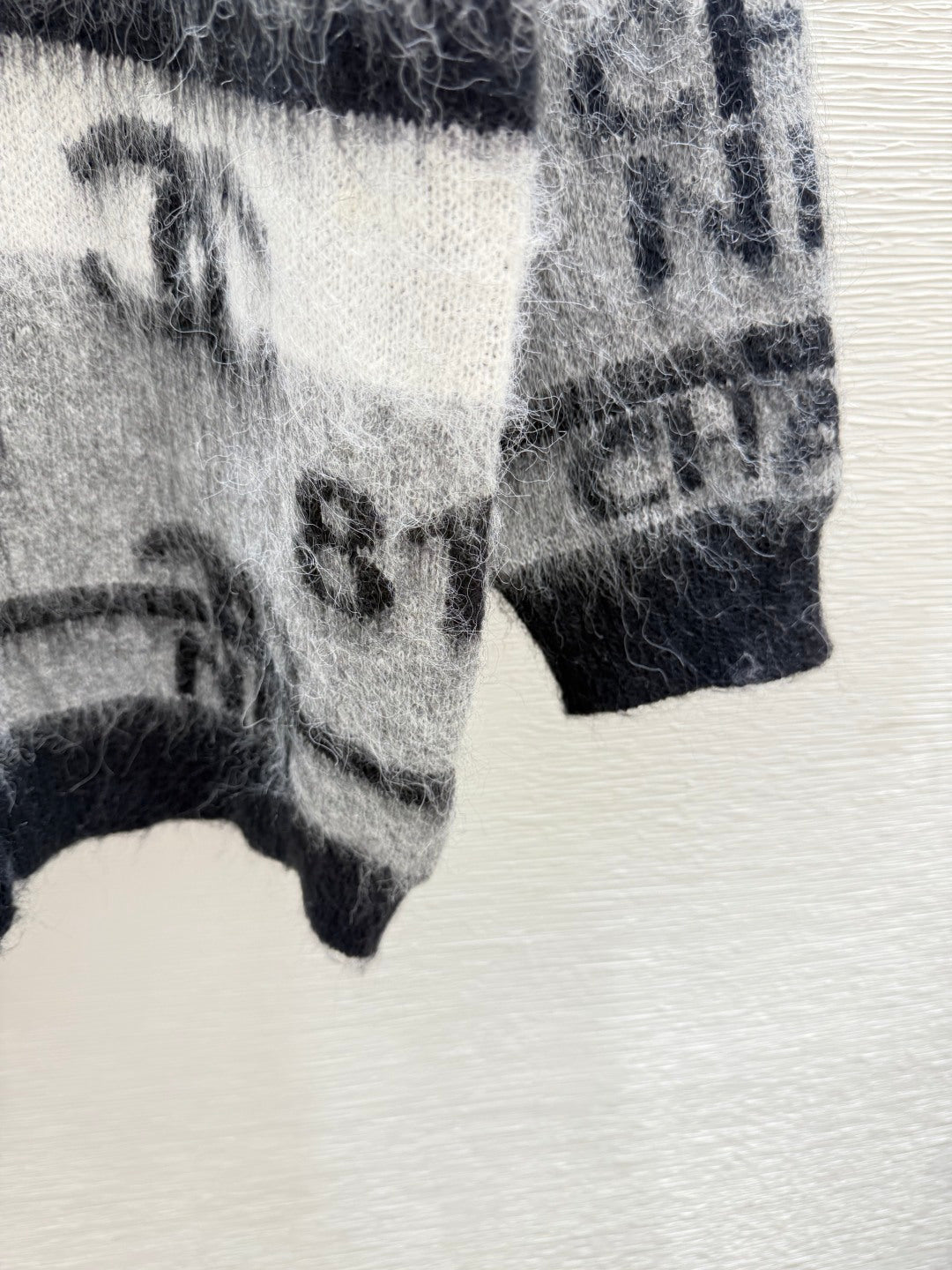 Chan 25fw knitted cardigan