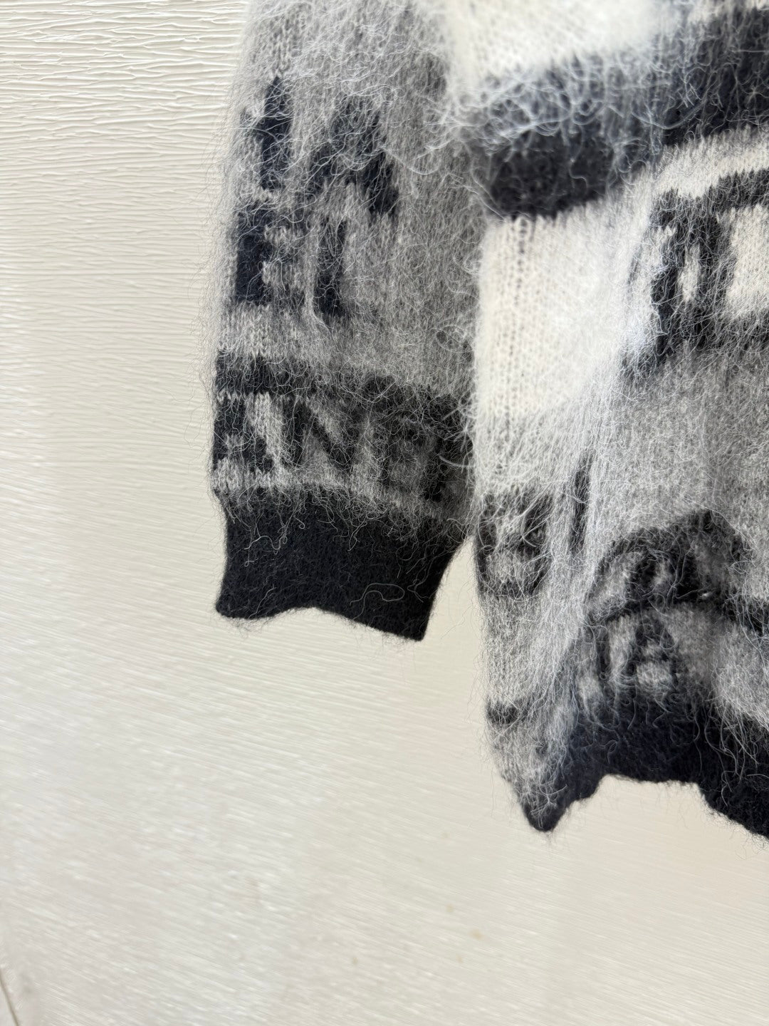 Chan 25fw knitted cardigan