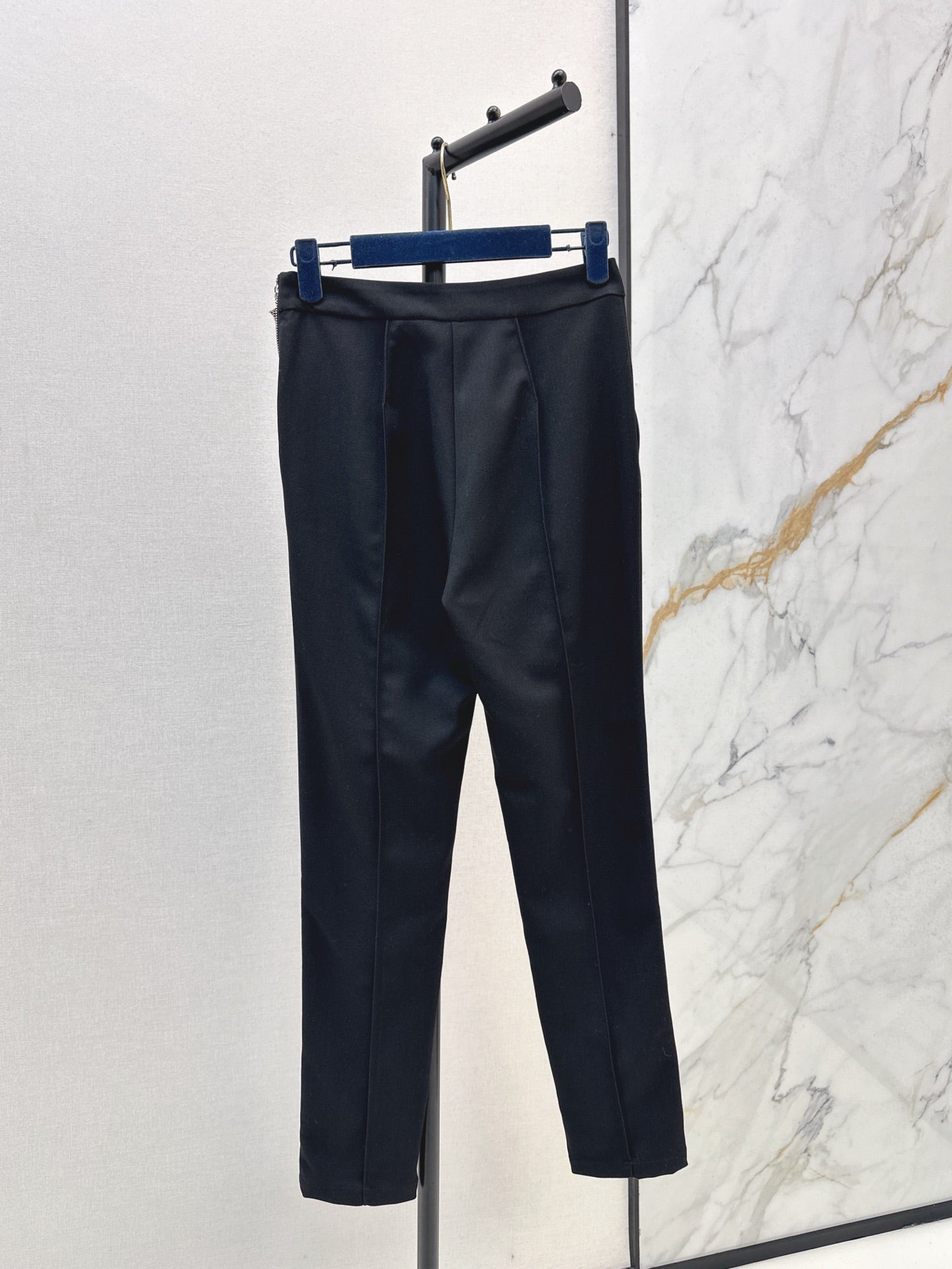 Loui 25fw pants
