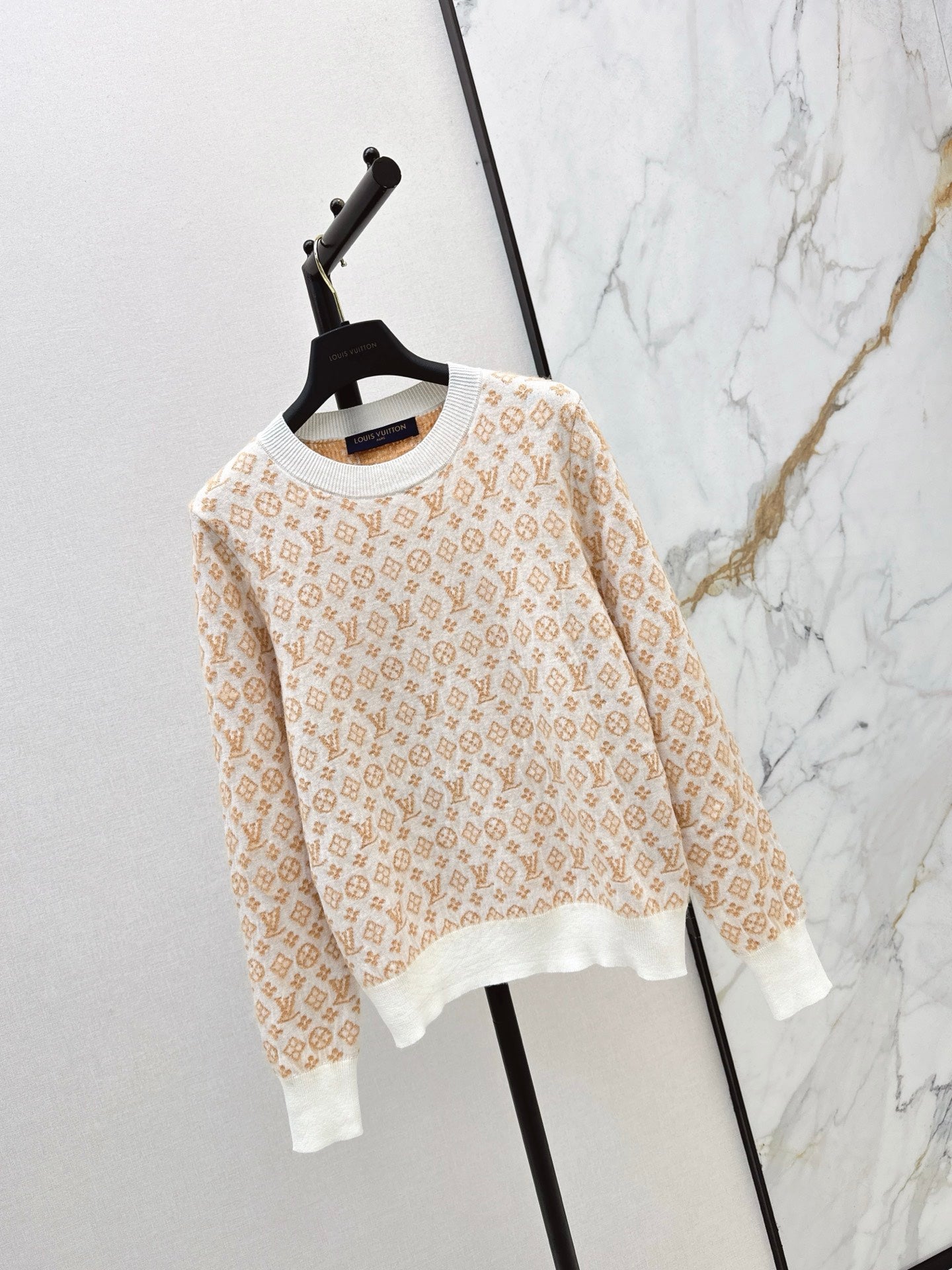 Loui 25fw jacquard sweater