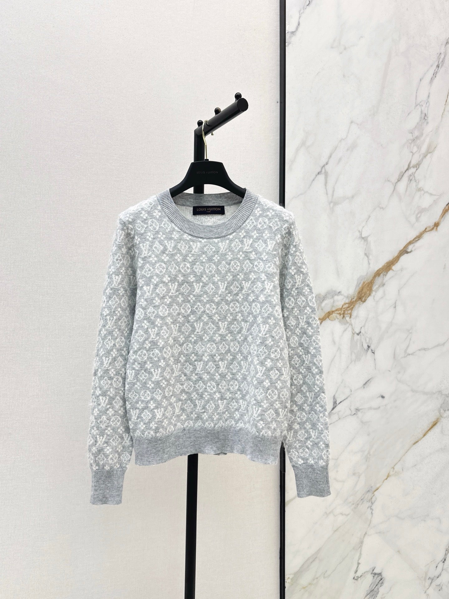 Loui 25fw jacquard sweater