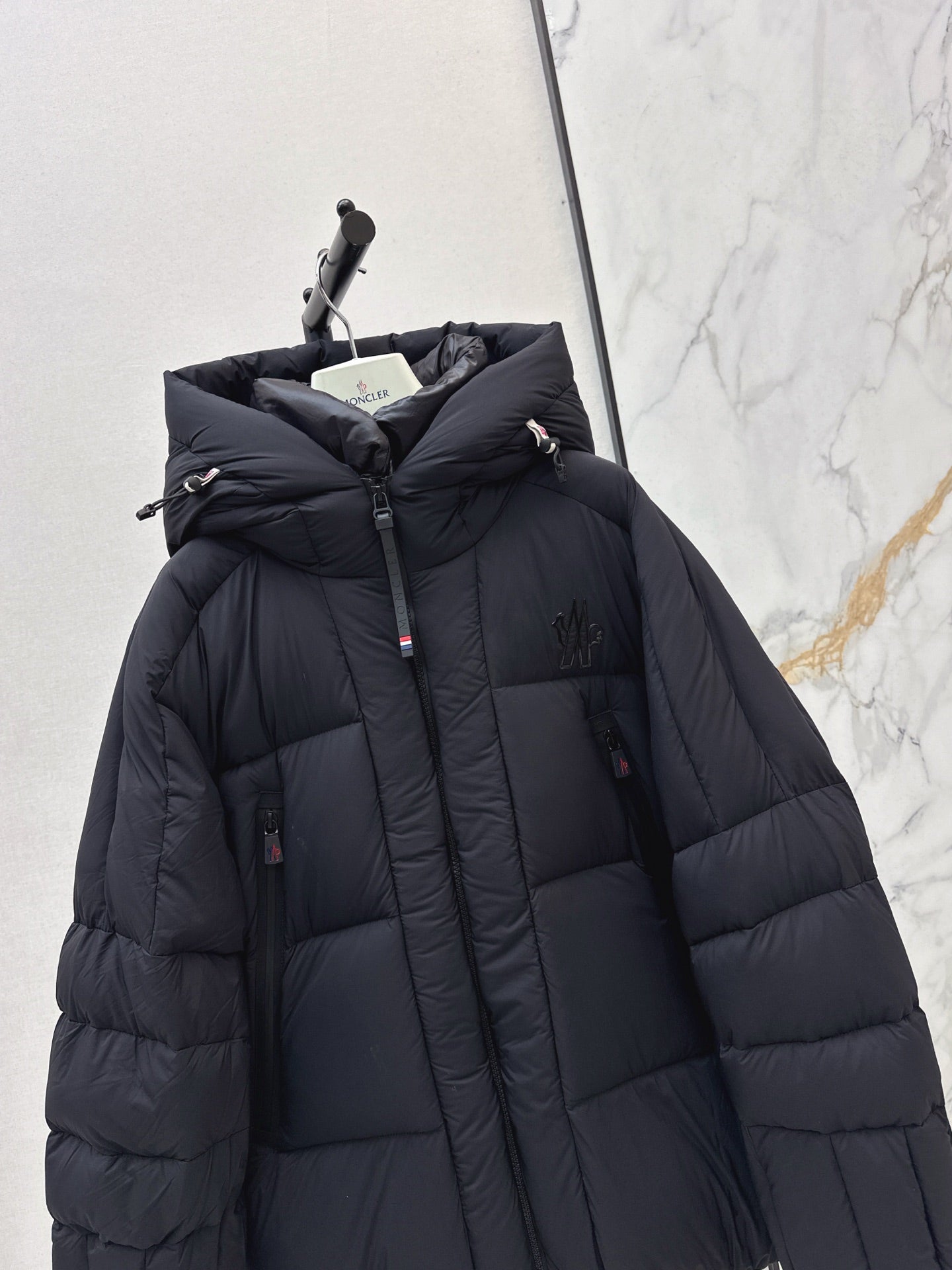 Monc 25fw down jacket
