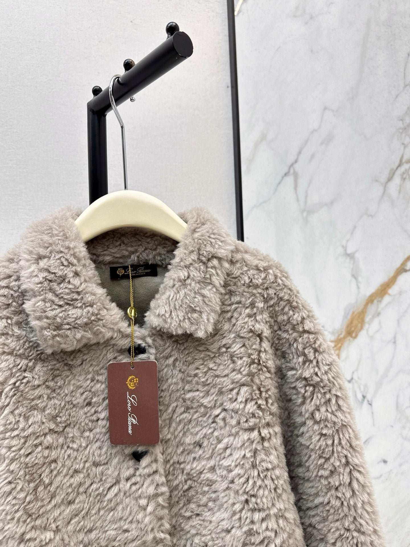 Loro 25fw fleece jacket