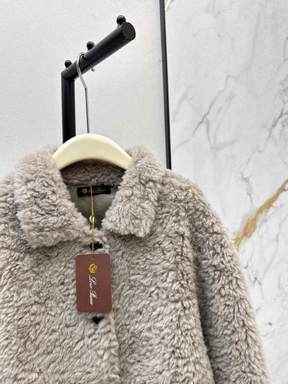 Loro 25fw fleece jacket