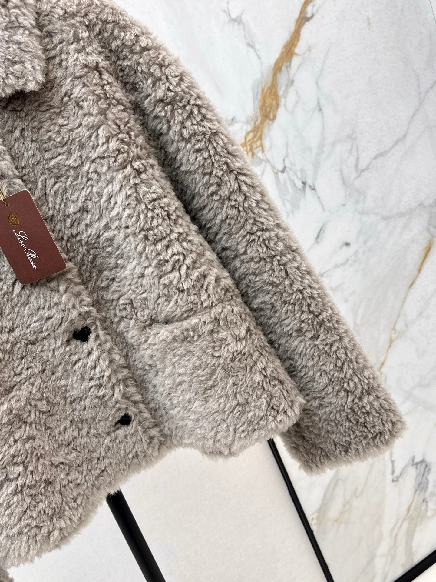 Loro 25fw fleece jacket