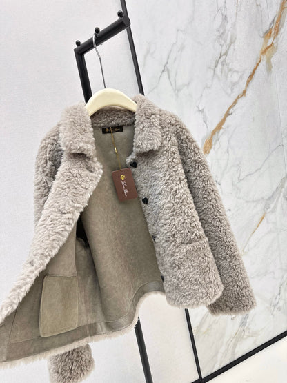 Loro 25fw fleece jacket