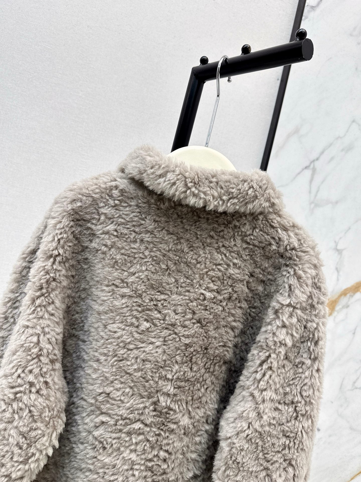 Loro 25fw fleece jacket